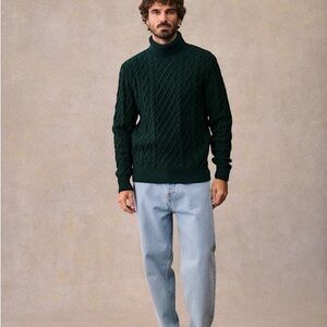 Men's Green Cable Knit Sweater